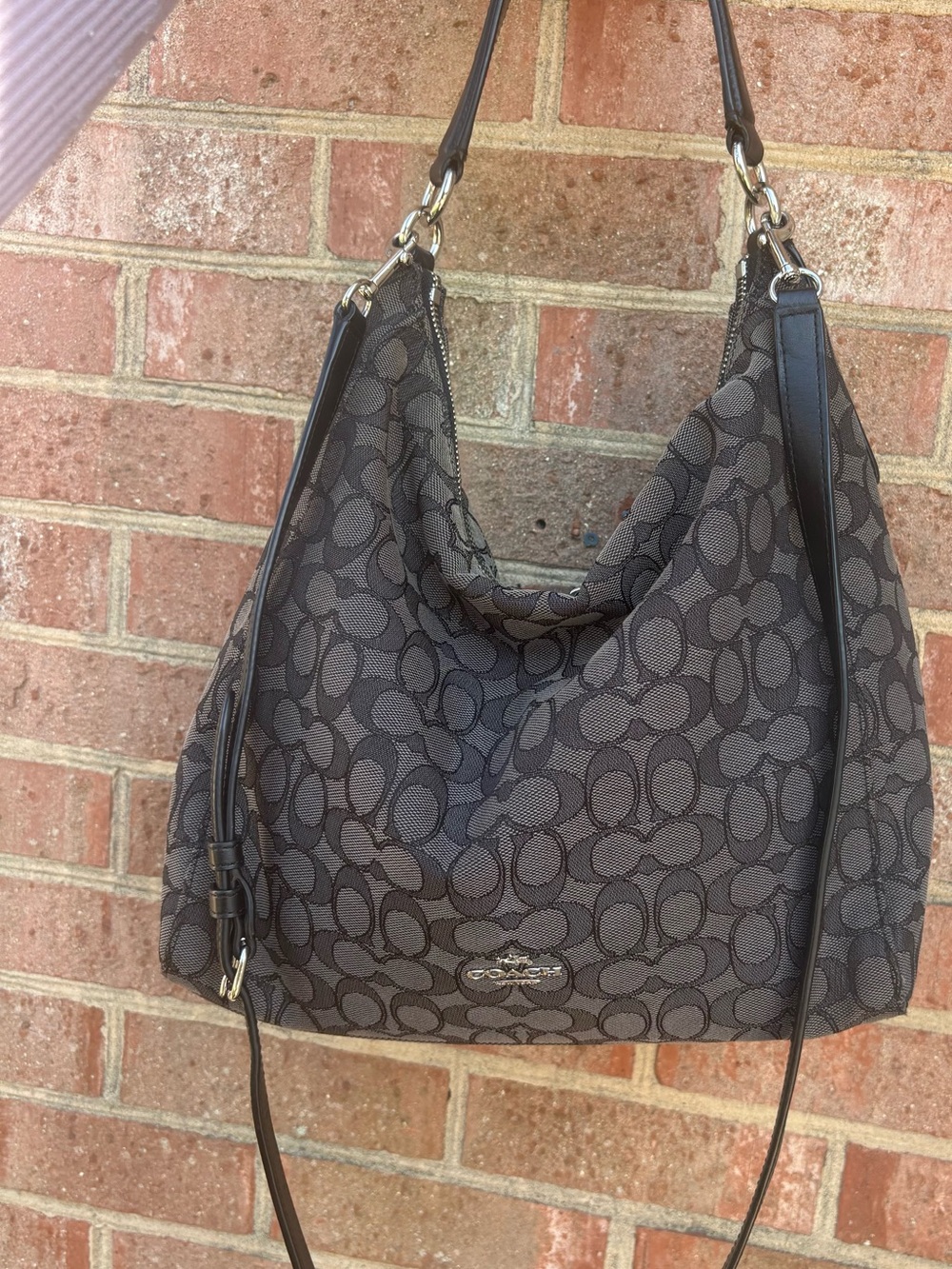 Coach Signature Hobo Bag in Charcoal/Brown